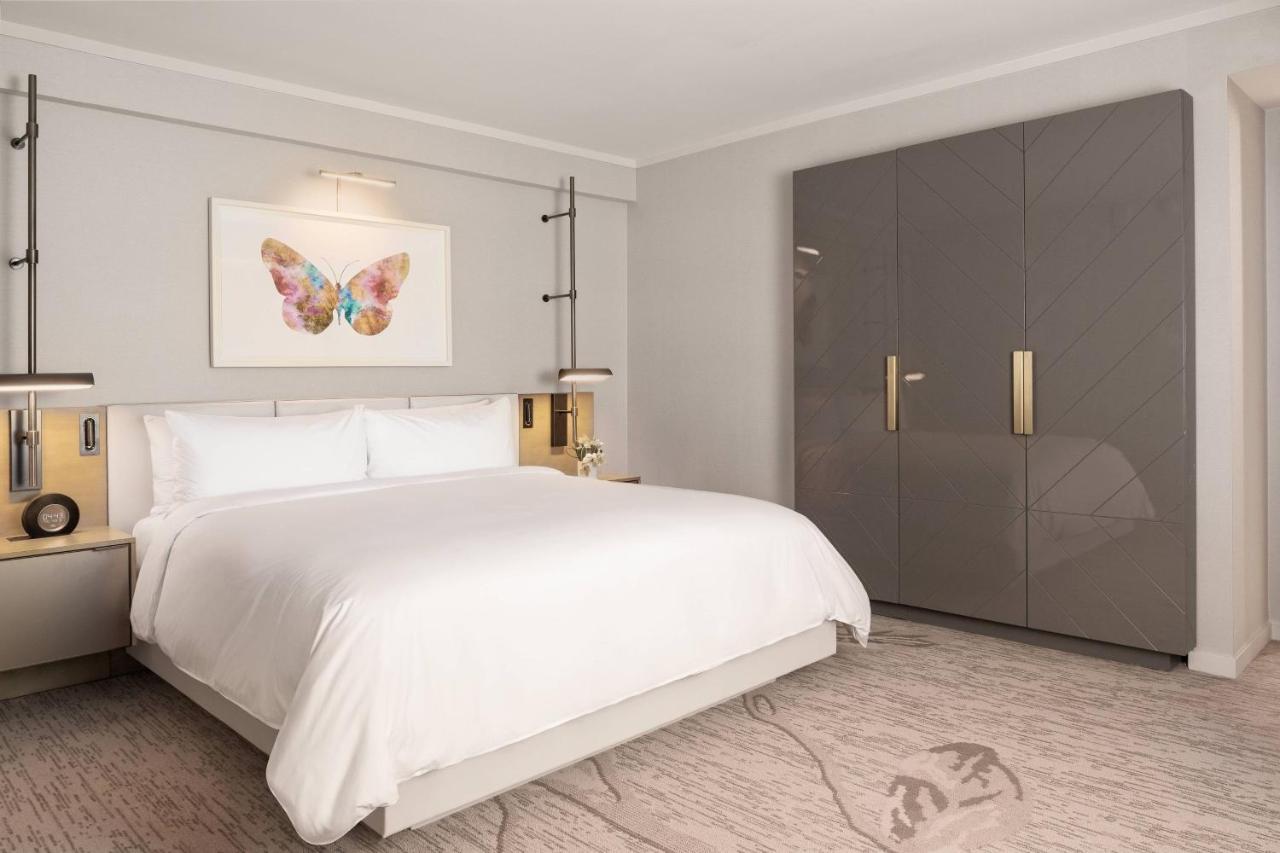 Jw Marriott Parq Vancouver Exterior foto